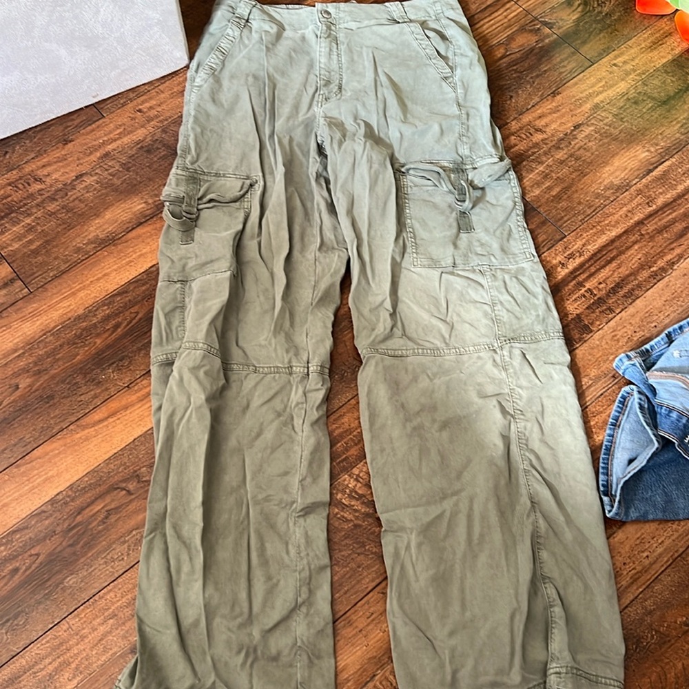 Super high rise baggy wide leg cargos